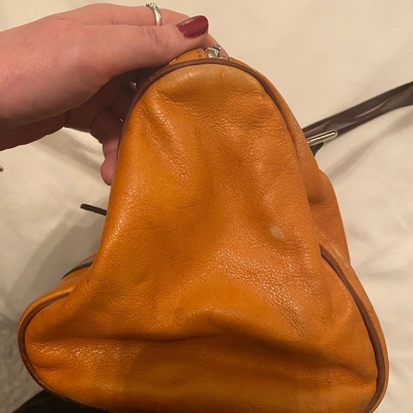 Vintage Roots handbag RARE 👜 - Picture 2 of 10